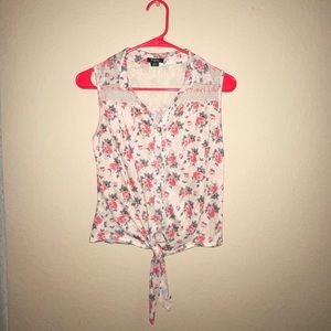 Blouse - Lace Detail